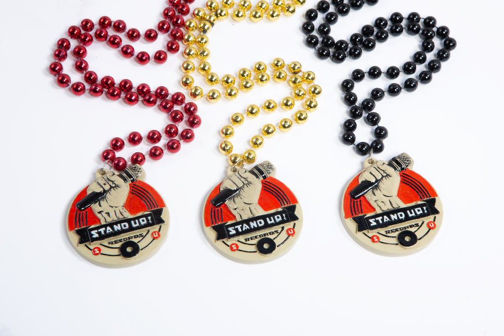 thumbnail image 2 of NCAA Licensed Alabama Crimson Tide Mardi Gras Sports Beads With Medallion *New 2 of 12